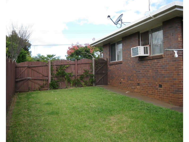 5 Marigold Street, Centenary Heights QLD 4350