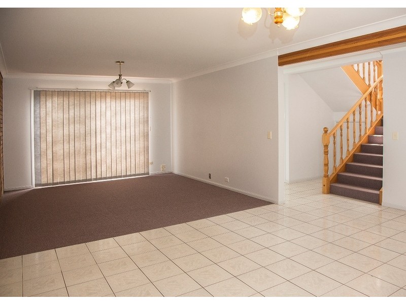 3/10 Carmen Street, Kearneys Spring QLD 4350