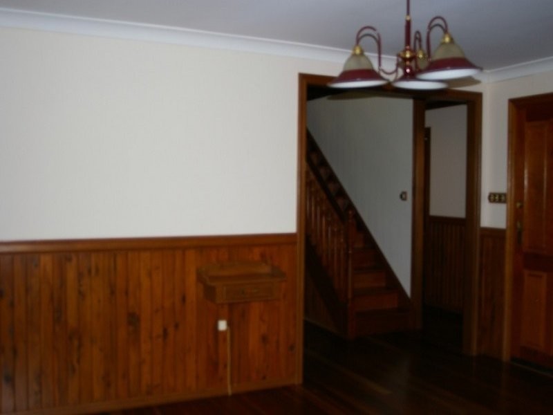 16 Gordon Crescent, Withcott QLD 4352