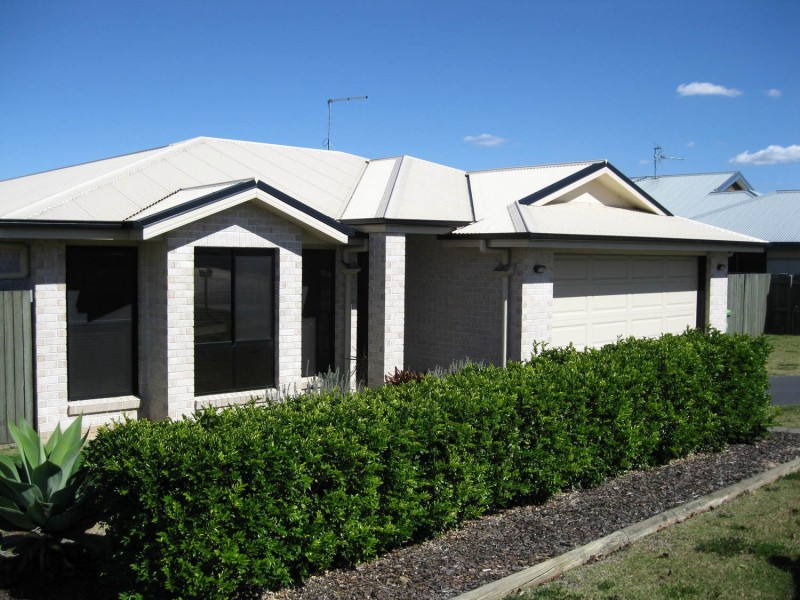 14 Patron Crescent, Glenvale QLD 4350