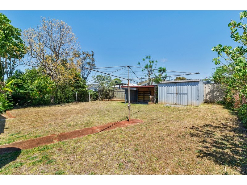 317 Tor Street, Wilsonton QLD 4350
