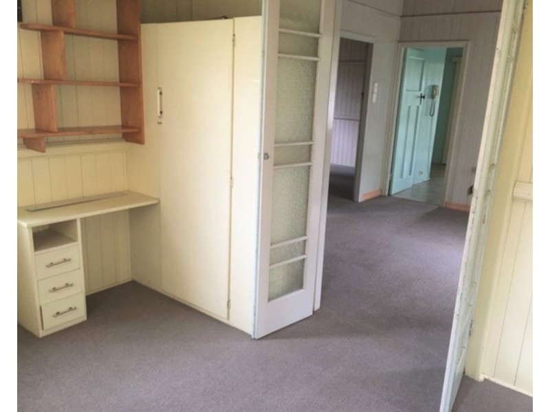 13 Jenkins Street, Newtown QLD 4350