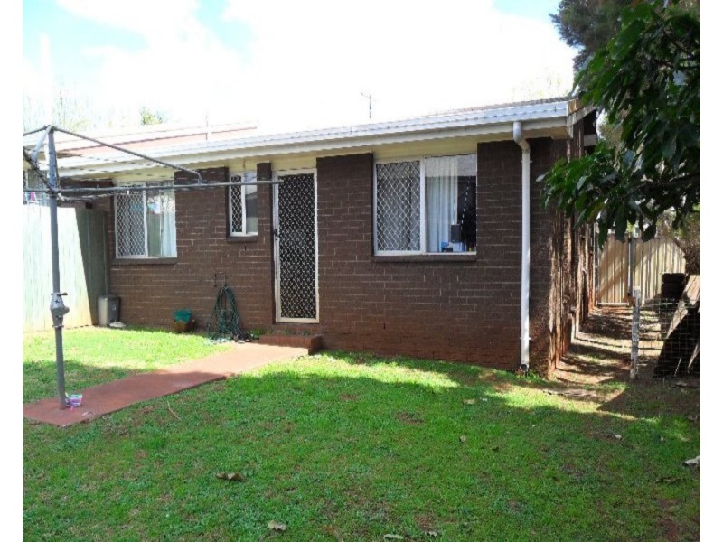 1/32 Helen Street, Harristown QLD 4350