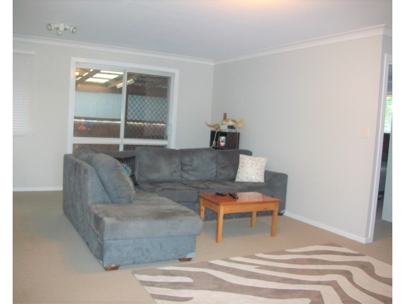 6 Janet Court, Wilsonton QLD 4350