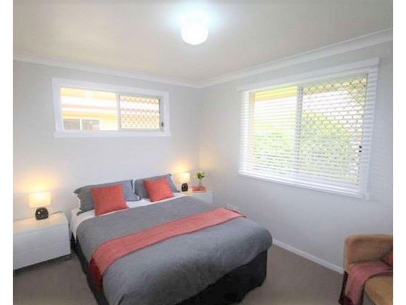 6 Janet Court, Wilsonton QLD 4350