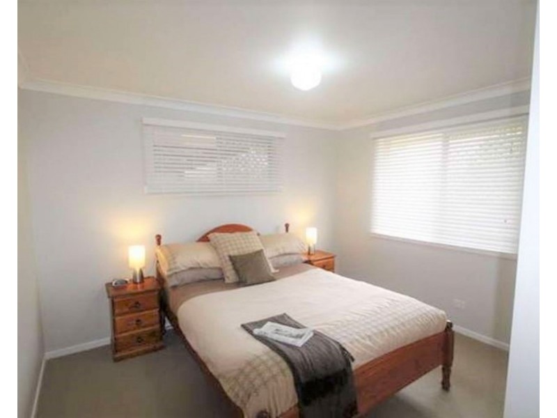 6 Janet Court, Wilsonton QLD 4350