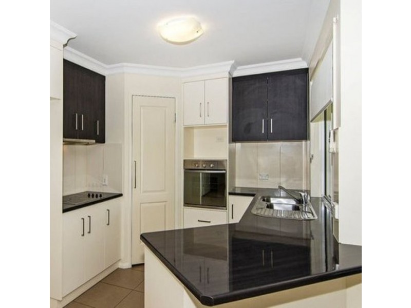 22 Nash Drive, Glenvale QLD 4350