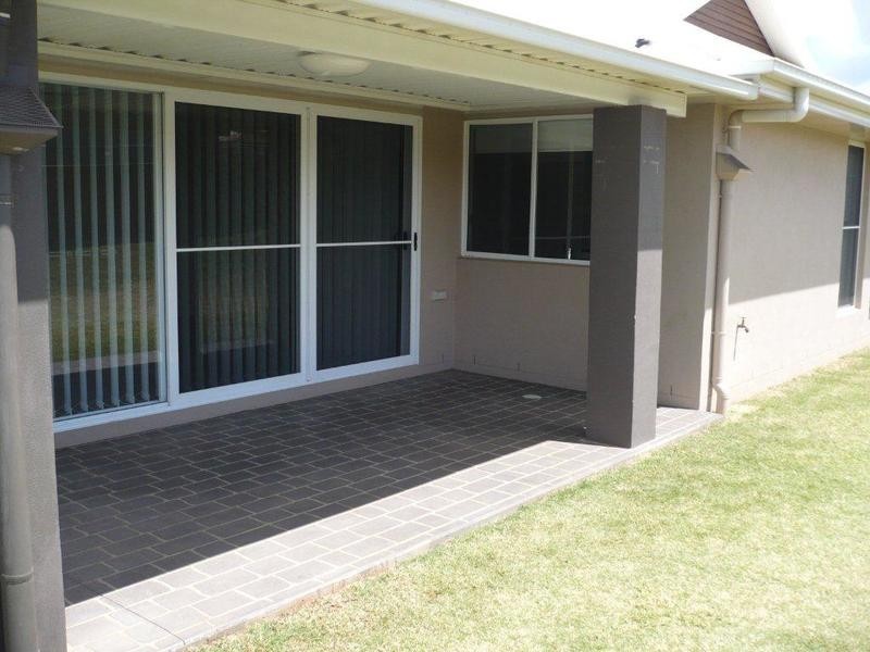 22 Nash Drive, Glenvale QLD 4350