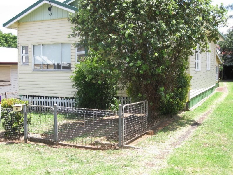 3 Stephen Street, South Toowoomba QLD 4350