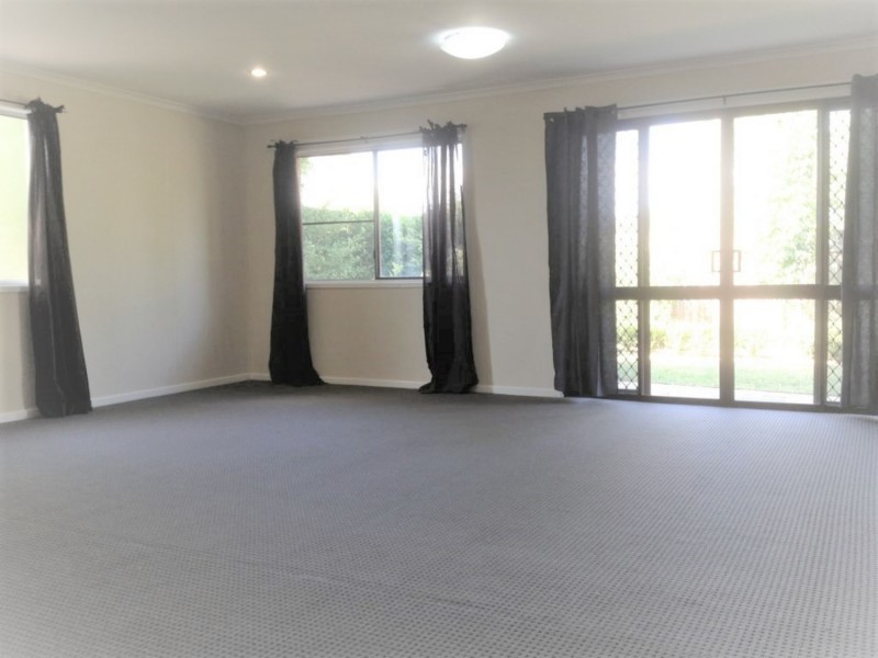 22 Gloucester Street, Darling Heights QLD 4350