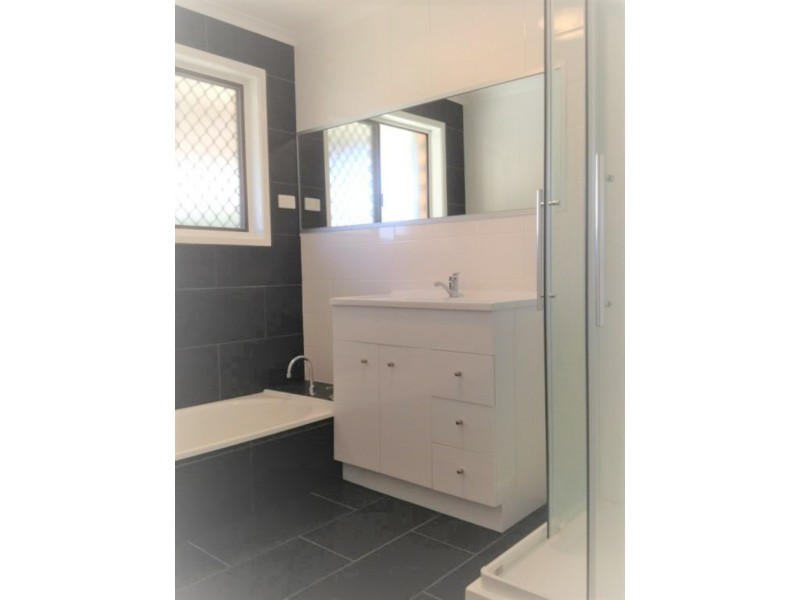 22 Gloucester Street, Darling Heights QLD 4350