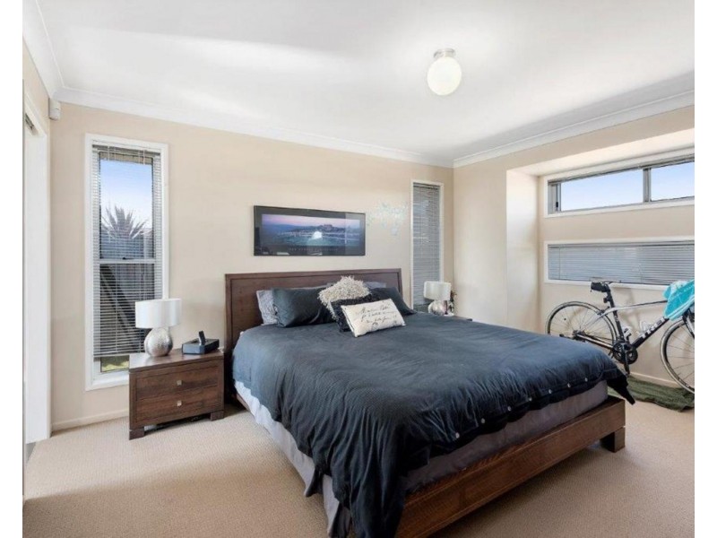 13 Vinnicombe Street, Kearneys Spring QLD 4350