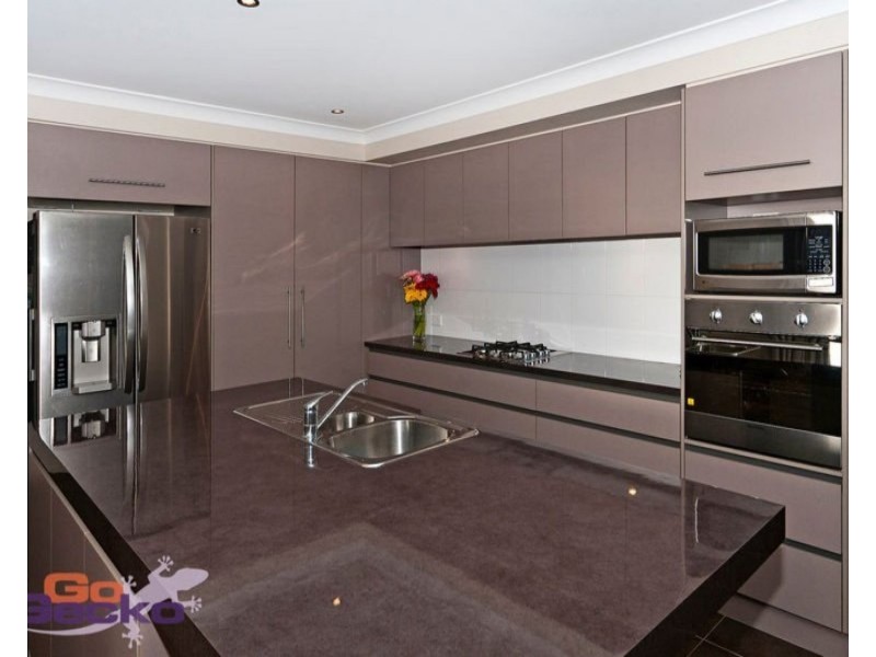 13 Vinnicombe Street, Kearneys Spring QLD 4350
