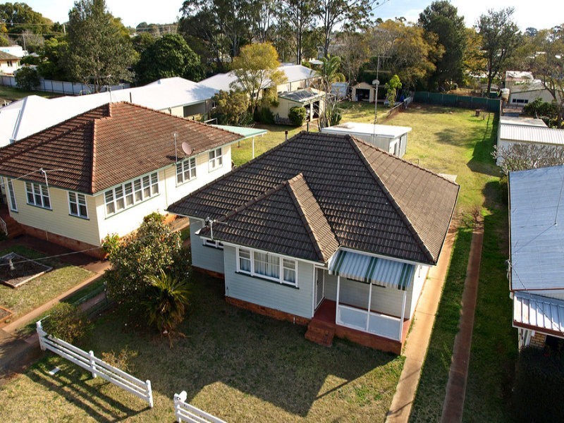 5A Berry Street, Wilsonton QLD 4350