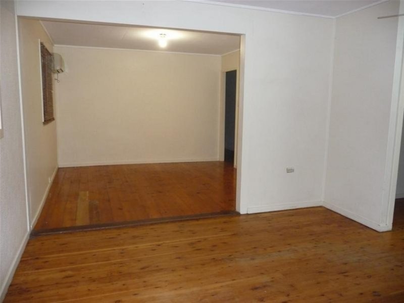 6 Vacy Street, Newtown QLD 4350