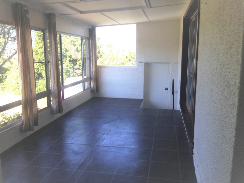 2 Macquarie Street, Centenary Heights QLD 4350