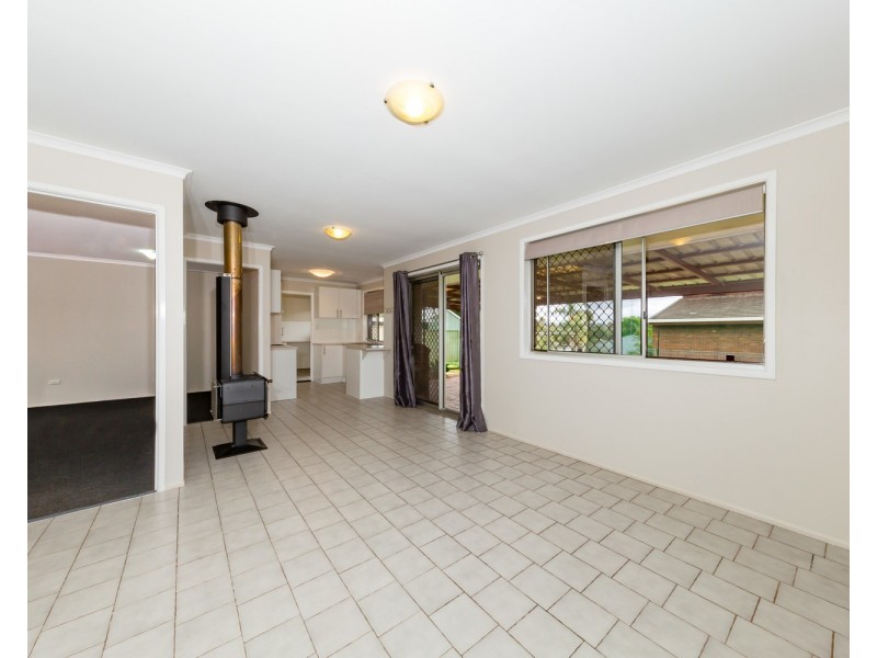 19 Brendanbri Street, Kearneys Spring QLD 4350