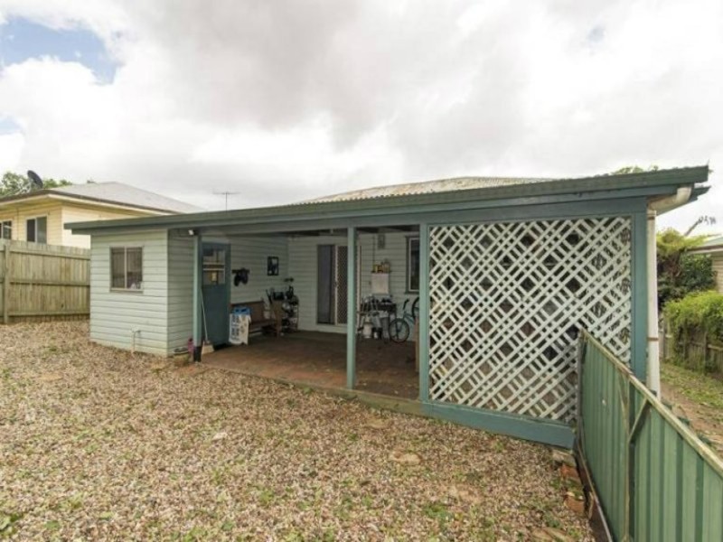 96 Perth Street, South Toowoomba QLD 4350