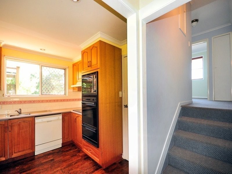 9 Kirklees Street, Newtown QLD 4350