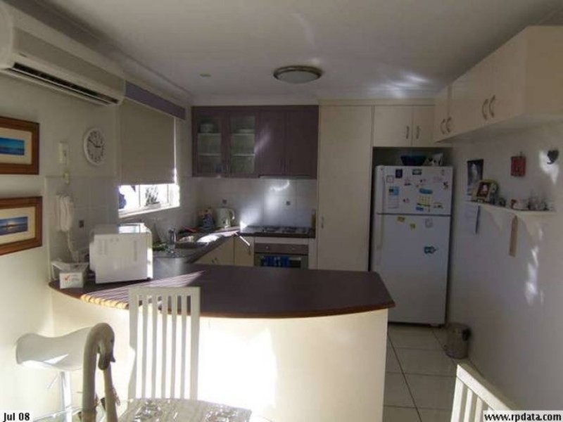 3/42 Gordon Avenue, Newtown QLD 4350