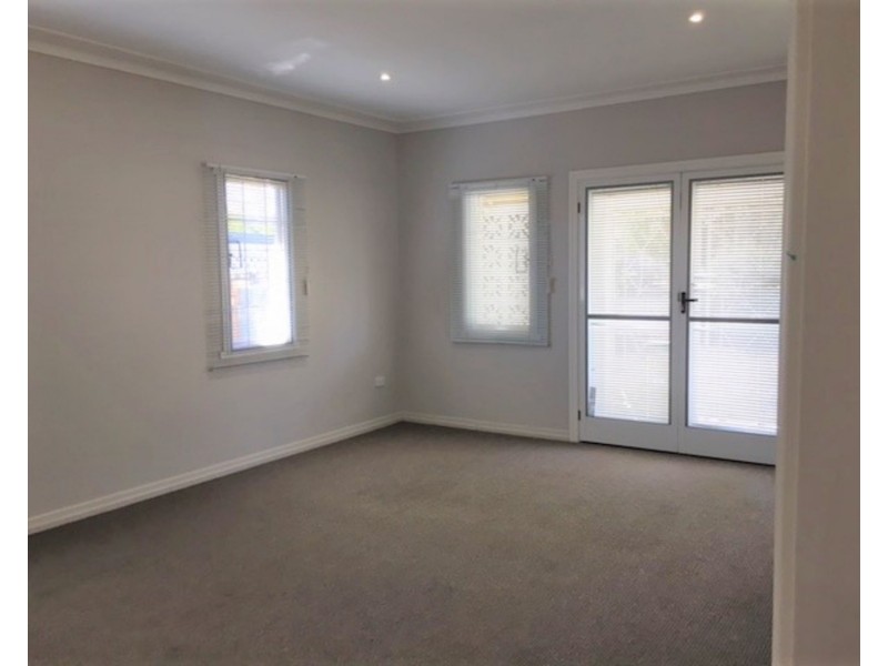 326 Alderley Street, Kearneys Spring QLD 4350