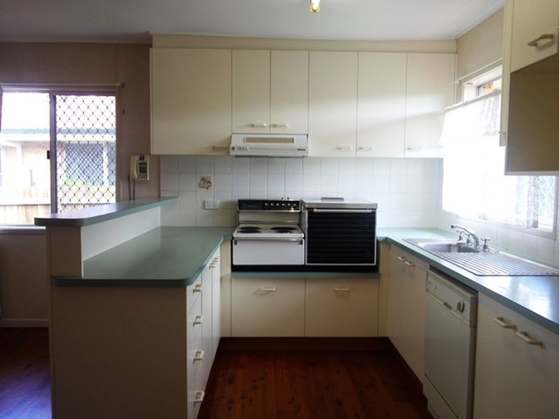 25 Paradise Street, Harristown QLD 4350