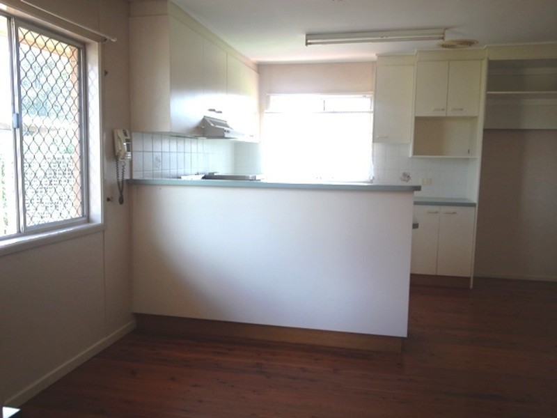 25 Paradise Street, Harristown QLD 4350