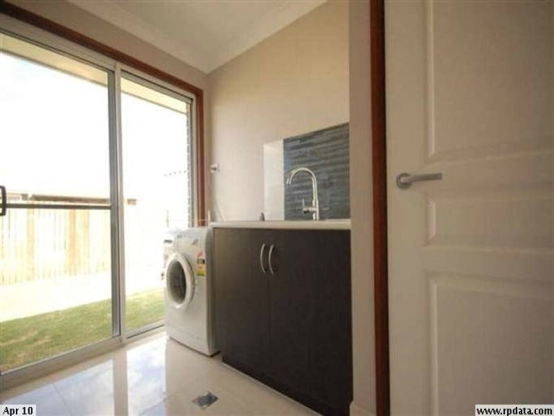 16 Grundy Street, Westbrook QLD 4350