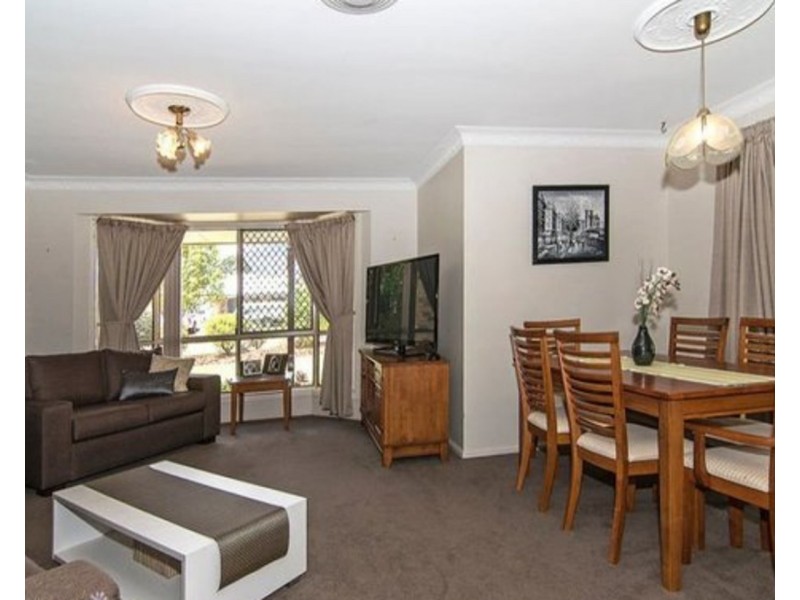 15 Swartz Street, Kearneys Spring QLD 4350