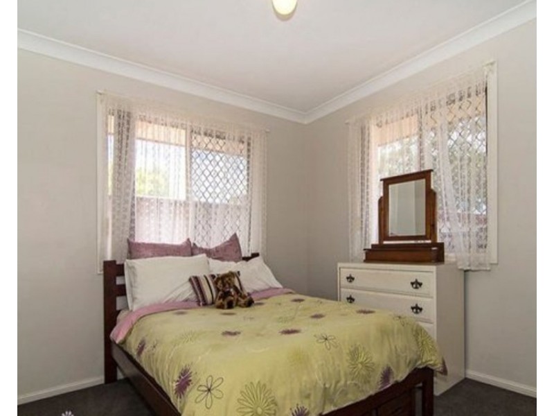 15 Swartz Street, Kearneys Spring QLD 4350