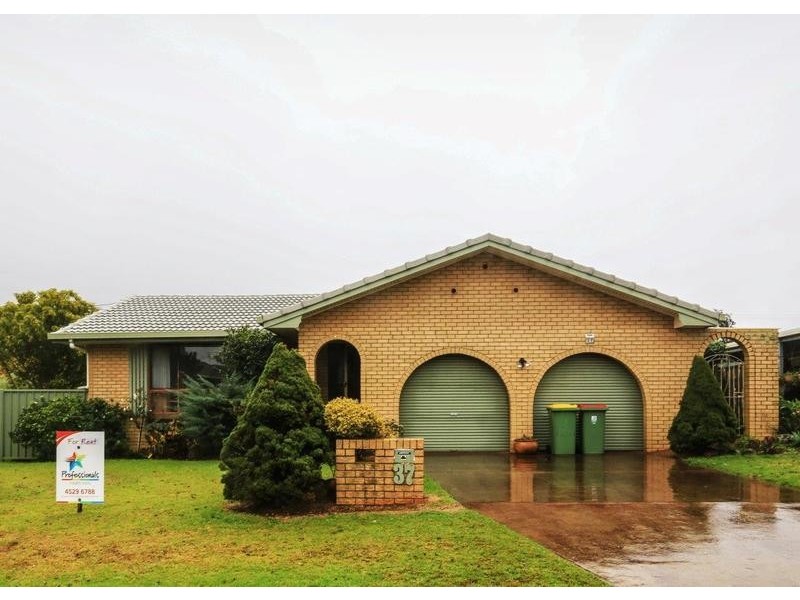 37 Gloucester Crescent, Darling Heights QLD 4350