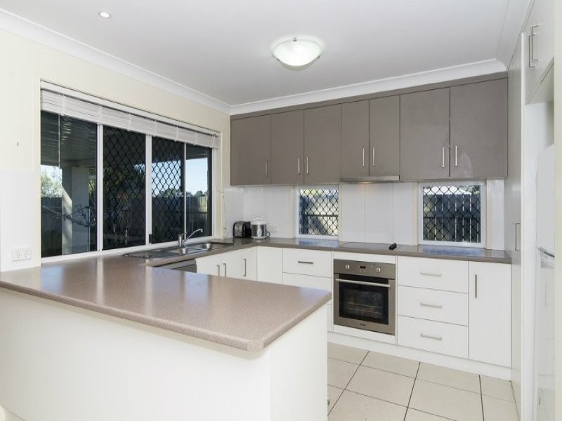 1/233 Nelson Street, Kearneys Spring QLD 4350