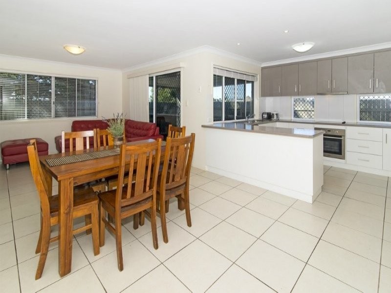 1/233 Nelson Street, Kearneys Spring QLD 4350
