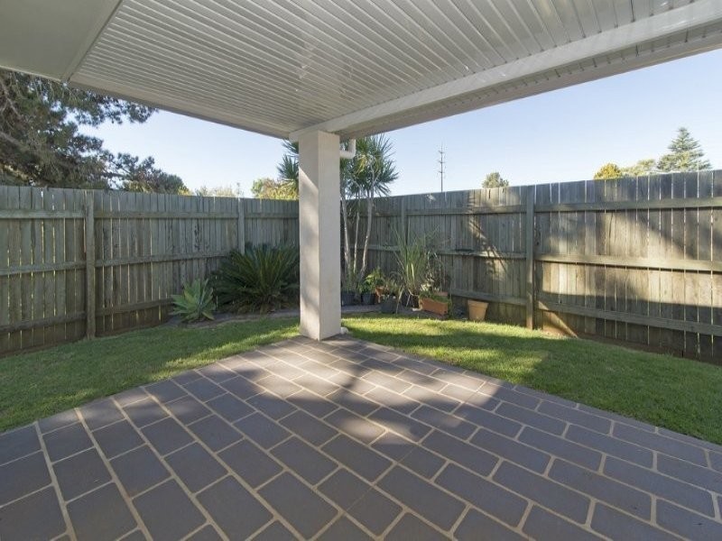 1/233 Nelson Street, Kearneys Spring QLD 4350