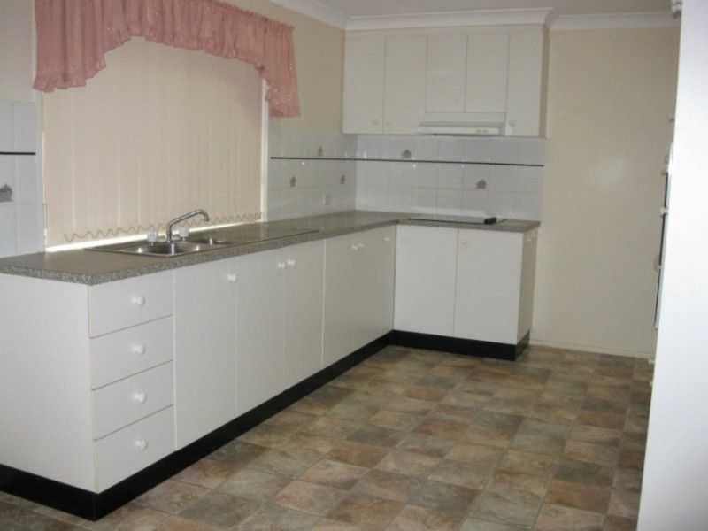 108 Kearney Street, Kearneys Spring QLD 4350
