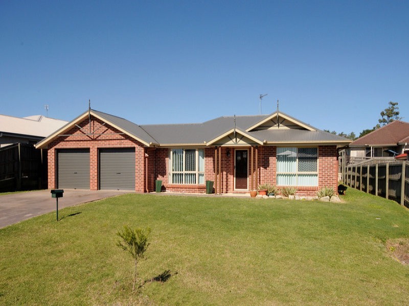 18 Wildcard Drive, Glenvale QLD 4350