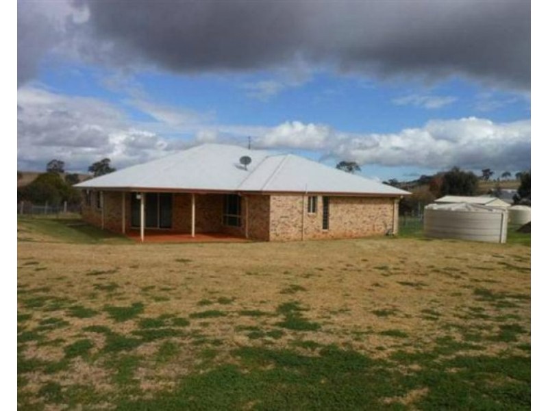 6 Andrews Court, Hodgson Vale QLD 4352