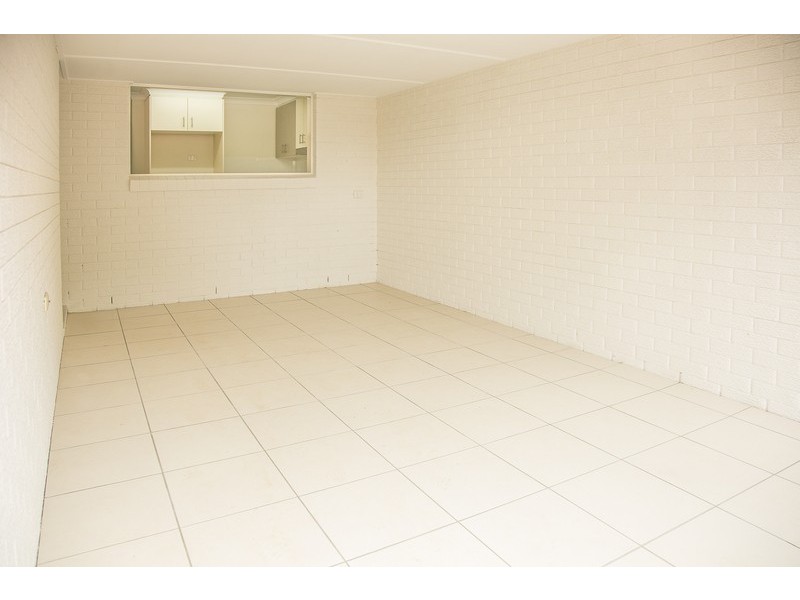 2/13 Clewley Crescent, Rangeville QLD 4350