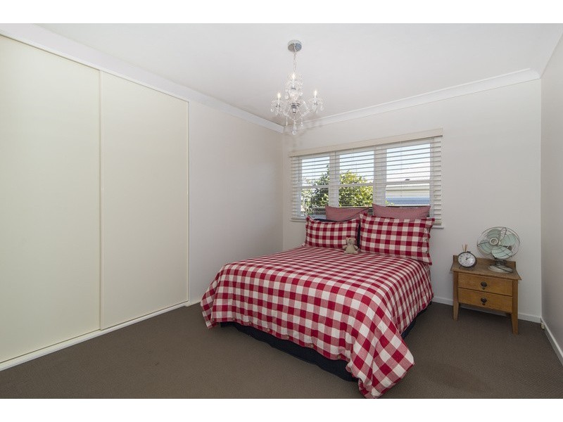 9a Chamberlain Street, North Toowoomba QLD 4350