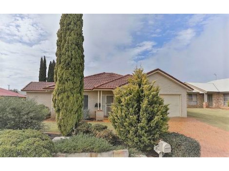 8 Poppy  Court, Middle Ridge QLD 4350