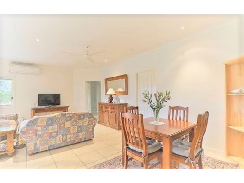 8 Poppy  Court, Middle Ridge QLD 4350