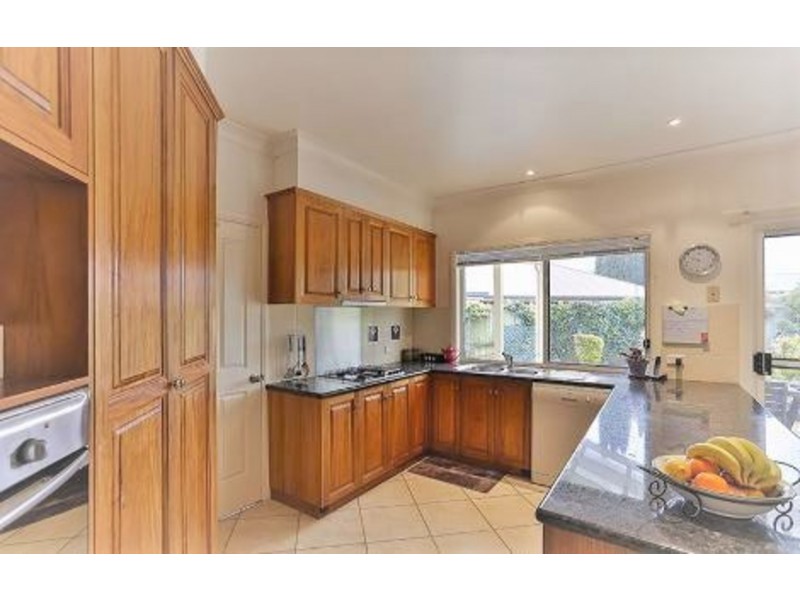 8 Poppy  Court, Middle Ridge QLD 4350