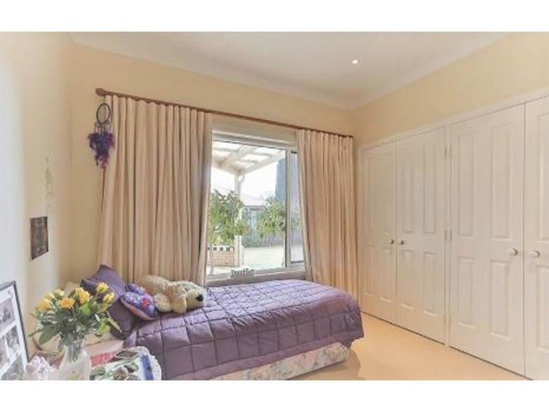 8 Poppy  Court, Middle Ridge QLD 4350