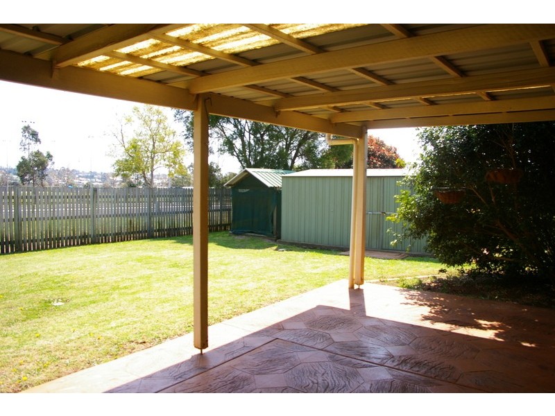 43 Gouldson Drive, Kearneys Spring QLD 4350