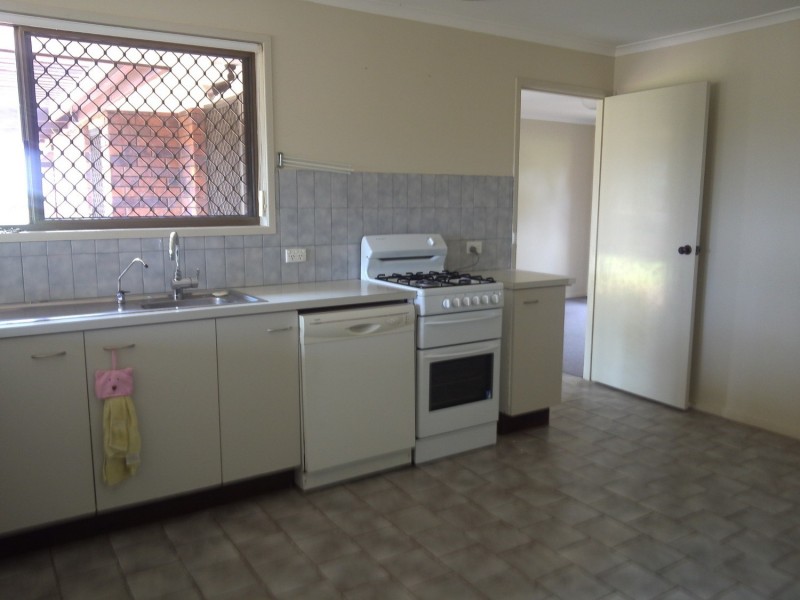 29 Champagne Crescent, Wilsonton Heights QLD 4350