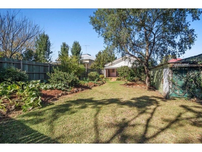 3A Burns Street, East Toowoomba QLD 4350