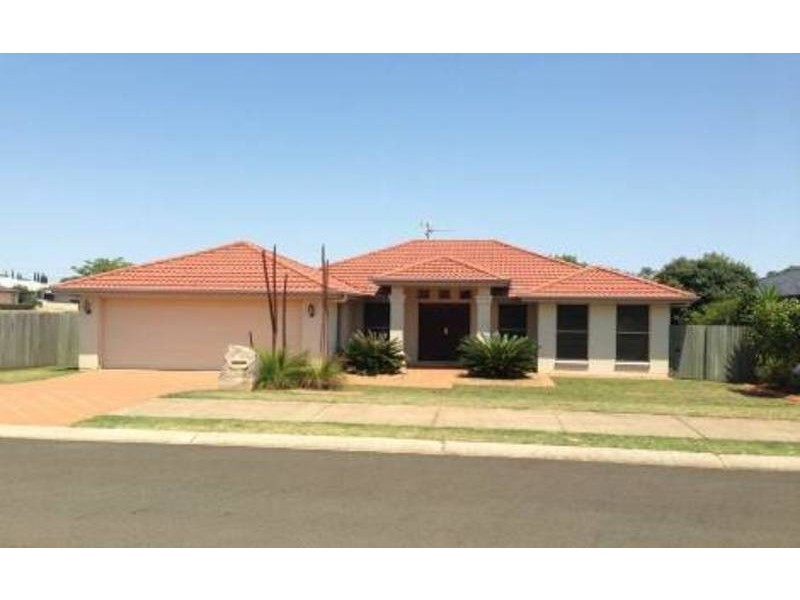 17 Wood Drive, Middle Ridge QLD 4350