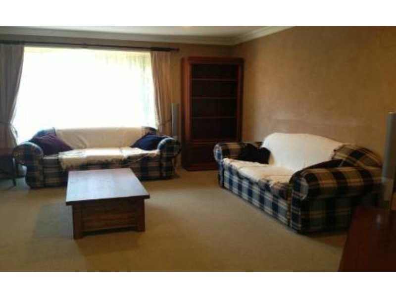 17 Wood Drive, Middle Ridge QLD 4350