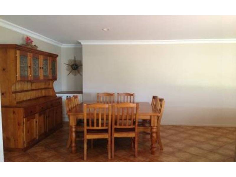 17 Wood Drive, Middle Ridge QLD 4350
