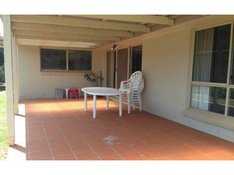 17 Wood Drive, Middle Ridge QLD 4350
